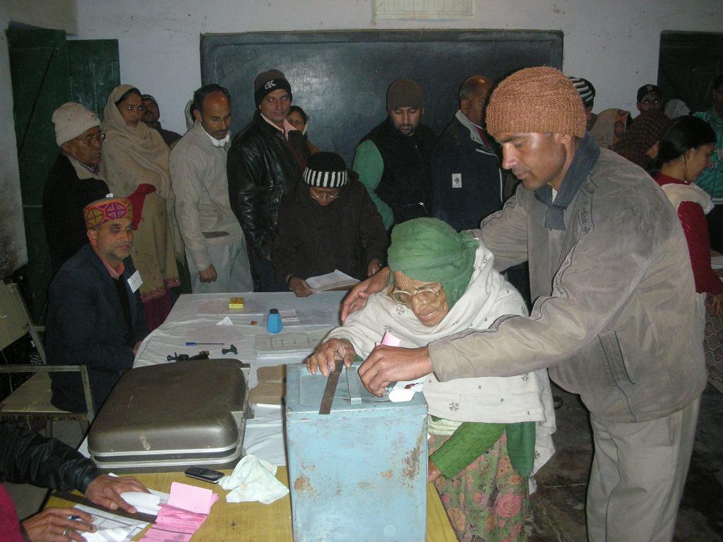 105 yrs. old Taro Devi casting her vote at Dari