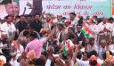 vir-bhadra-singh-waiving-to-crowd-in-hamirpur.JPG