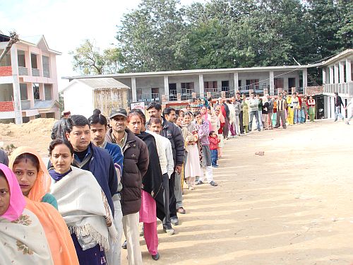 Long queues of voters in palmpur