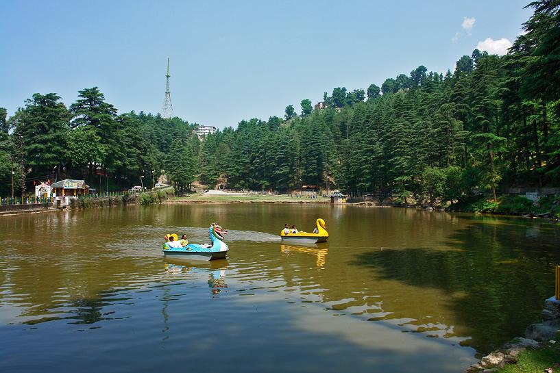 dal-lake-dharamshala