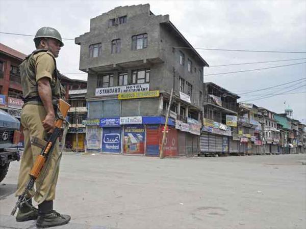 Shutdown by separatists not so successful in Srinagar