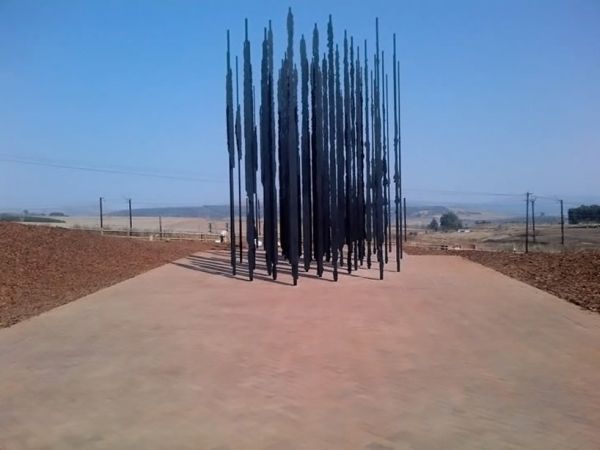 Nelson Mandela monument at the site in South Africa where he was arrested 50 years ago_3