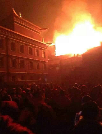 Serthar Monastery Ablaze: Image: lobsangjinpa