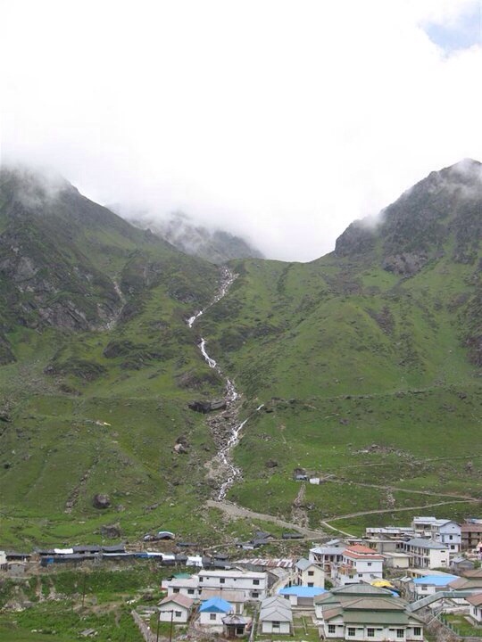 Pilgrims to Kedarnath to be limited to 500 every day