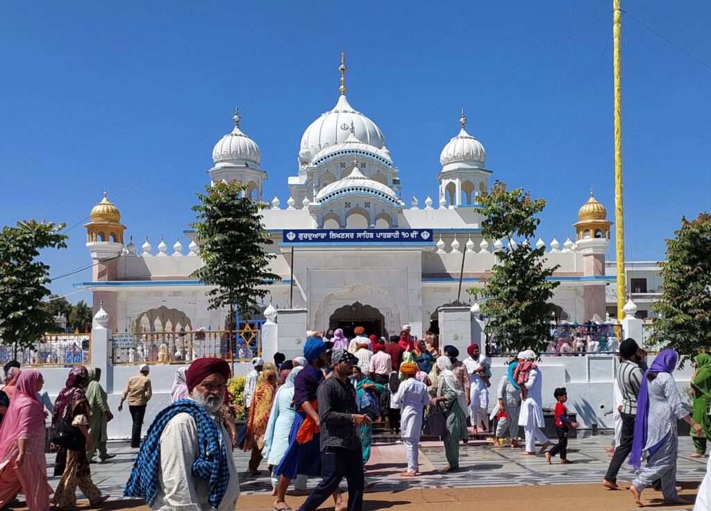 A view of Gurdwara Likhansar Sahib from southeast side.